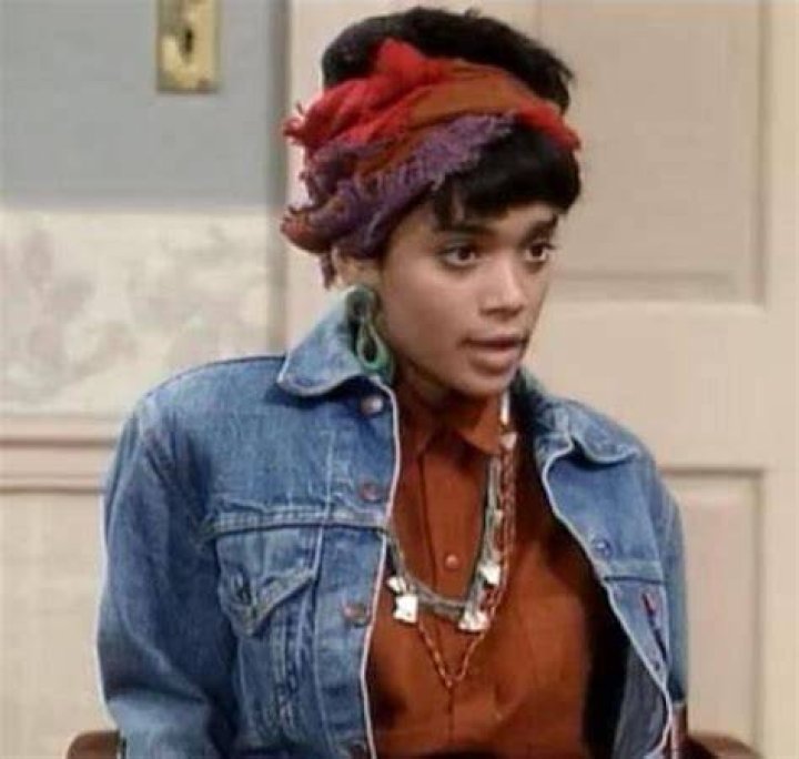 15 Times Denise Huxtable from 'The Cosby Show' Proved She Was A Fashion