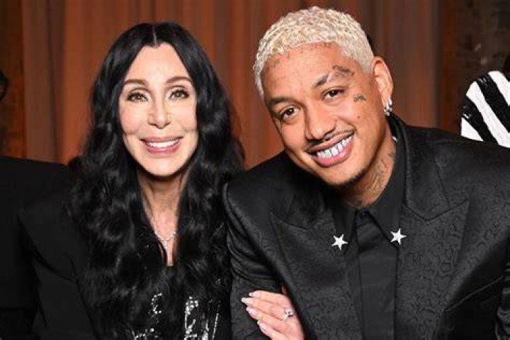 40 Pictures of Cher and Her Husband Gregg Allman During Their Short