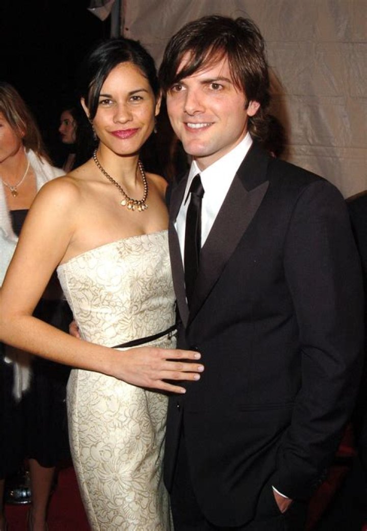 Adam Scott Wife Naomi Sablan Age, Movies, & New Bio 202