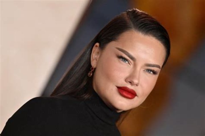 Adriana Lima Responds to Negative Comments on Her PostBaby Body
