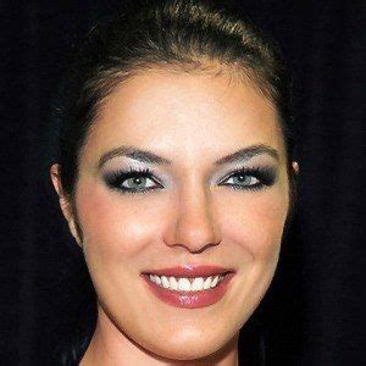 Adrianne Curry Biography, Age, Bio, hot Pics, Feet, Onlyfans leak