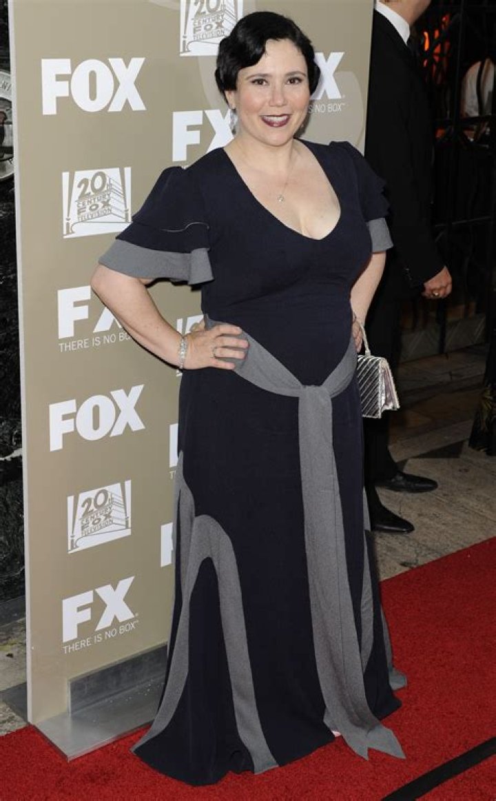 Alex Borstein Thanks Parents For Making Her Have Children
