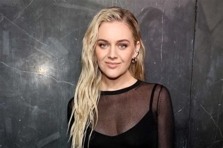 All About Kelsea Ballerini's Wedding Dress and Three Outfit Changes