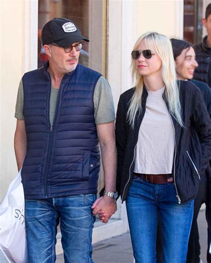 Anna Faris and Michael Barrett Take Their Romance to Venice E! News