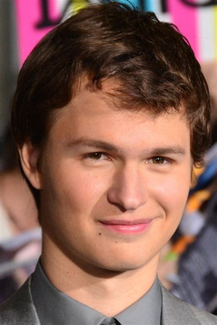 Ansel Elgort Pel&iacute;culas, biograf&iacute;a y listas en MUBI