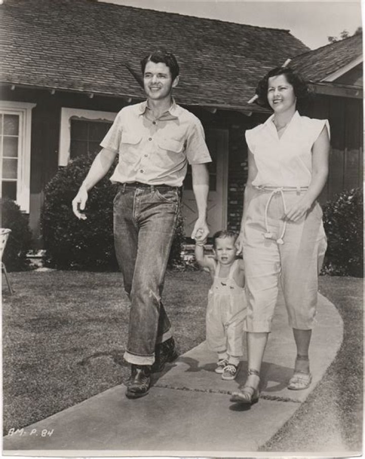 Audie Murphy (Wife and Son) The Film Poster Gallery