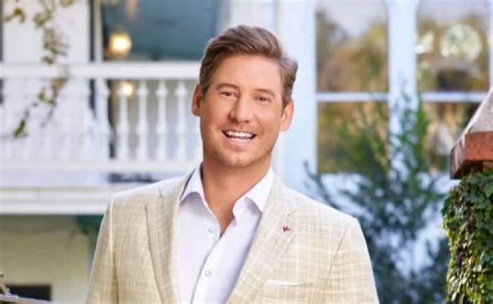 Austen Kroll Age, Net Worth, Height, Girlfriend, Family