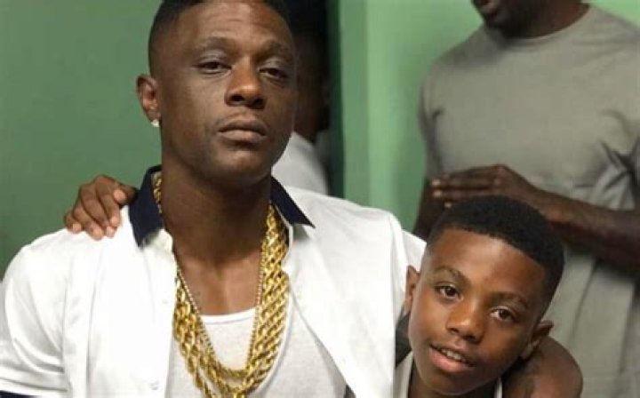 Boosie Badazz Caught His Son Insta Stunting With His Bentley Urban