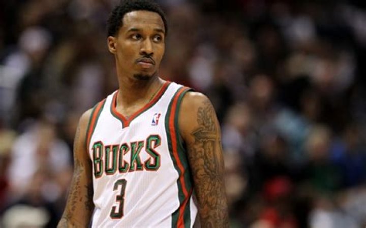 Brandon Jennings is not Married to Wife. Dating a Girlfriend. 3 Kids.