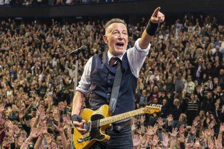 Bruce Springsteen speaks about his father & their reconciliation The