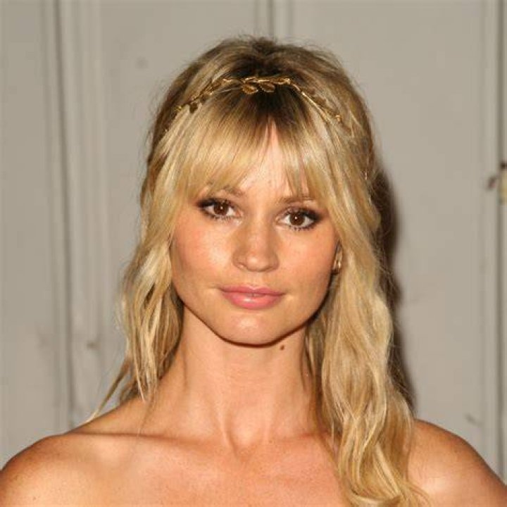 Cameron Richardson&rsquo;s Booking Agent and Speaking Fee Speaker Booking