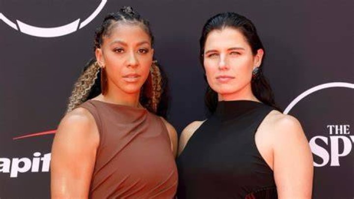 CANDACE PARKER AND WIFE ANNA PETRAKOVA THEIR FIRST CHILD
