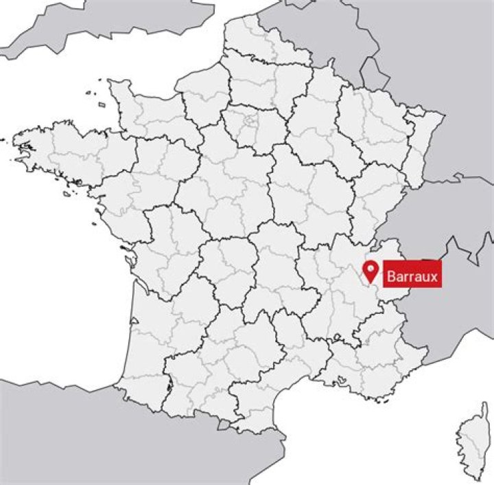 CARTE DE BARRAUX Situation g&eacute;ographique et population de Barraux