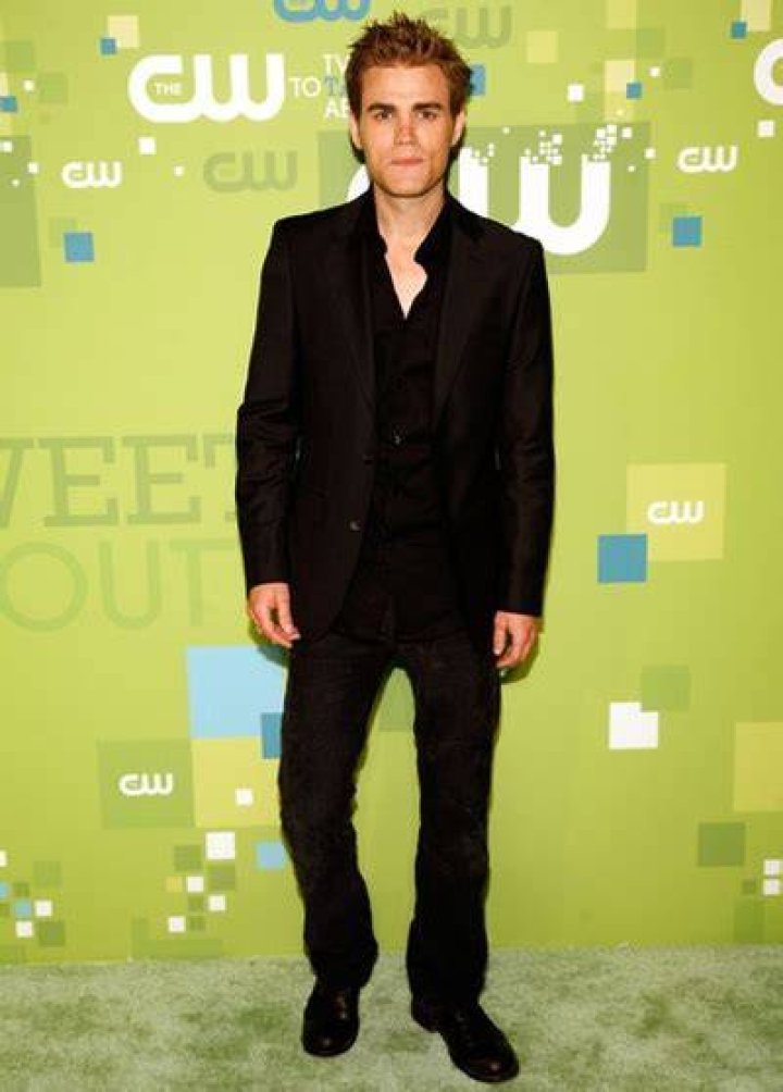 Celebrity Paul Wesley Weight, Height and Age