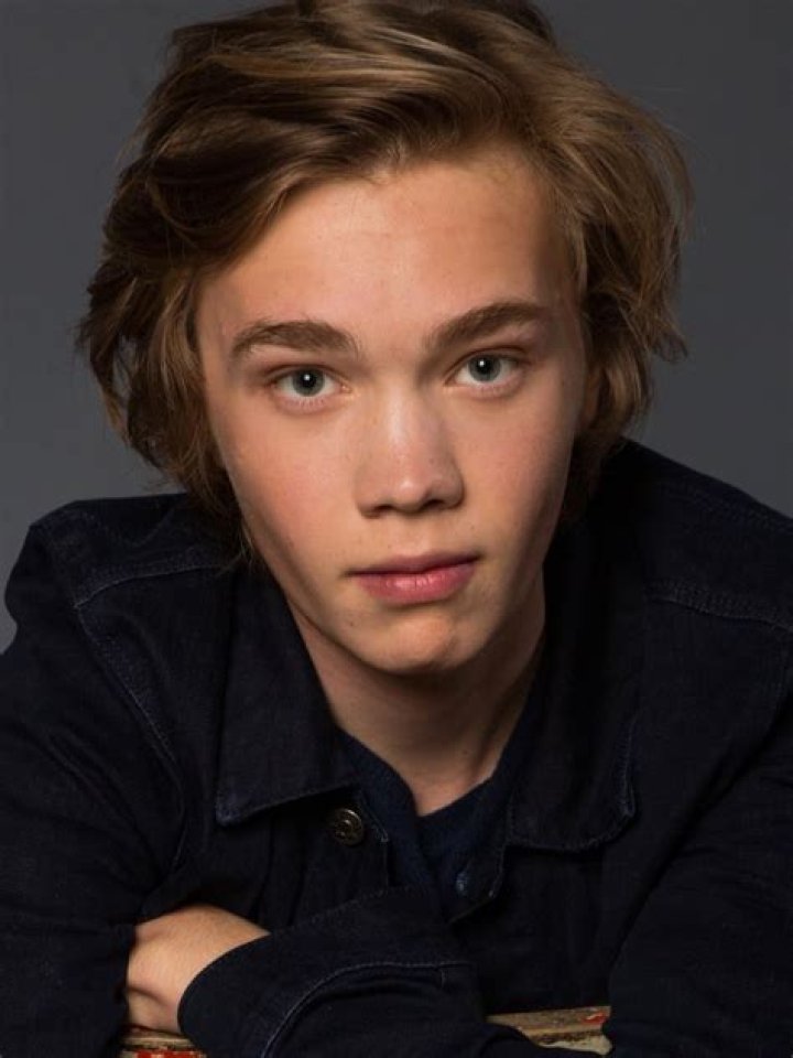 Charlie Plummer AlloCin&eacute;