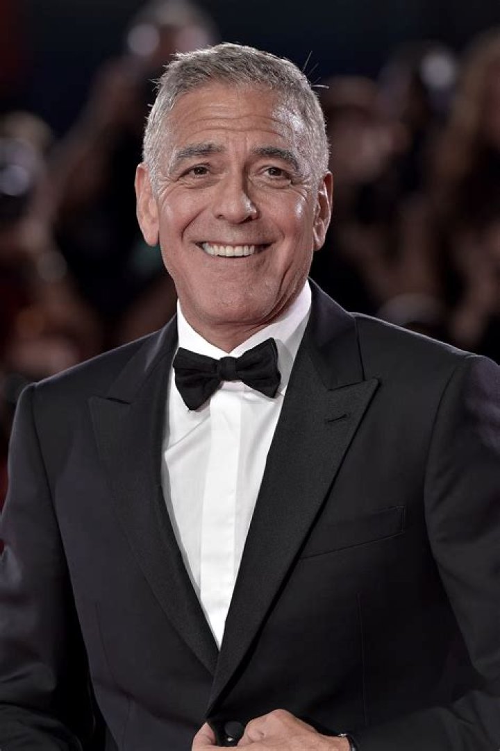 Clooney's dramatic weight loss raises concerns Is his health at