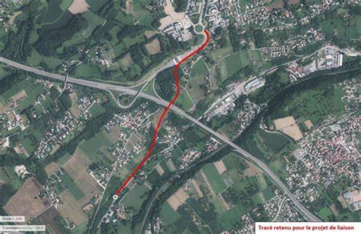 Connerr&eacute;. Le barreau de contournement pour rejoindre l&rsquo;A11 est en