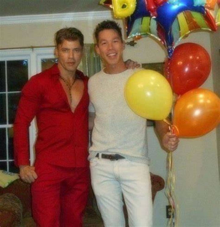 David Bromstad Married, Gay, Boyfriend, Net Worth, Family