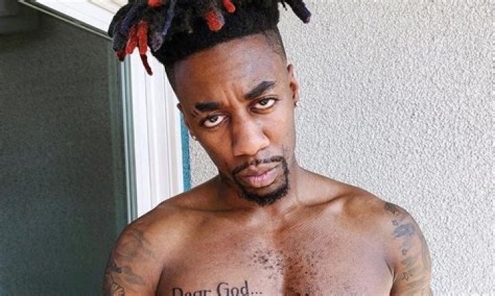 dax controversial christian rapper God Reports