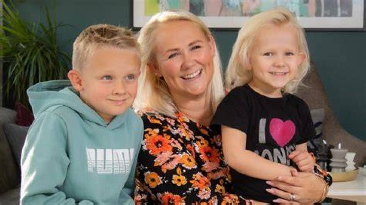 Det synes Cecilie Schmeichels b&oslash;rn om mors dansetalent BILLEDBLADET