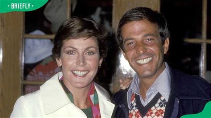 Did Helen Reddy Have A Son? The Untold Truth