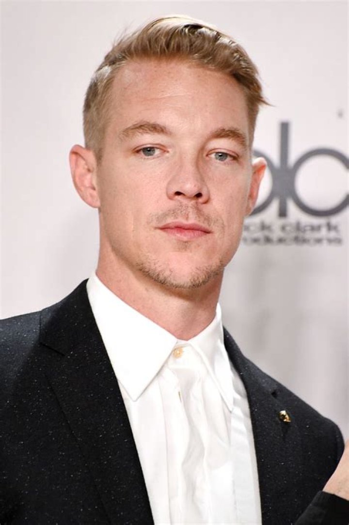Diplo's pregnant exgirlfriend Kathryn Lockhar shows off her baby bump