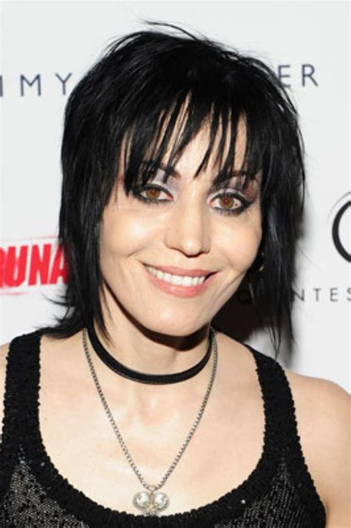 Does Joan Jett have a brother? Did Joan Jett have a sister? ABTC