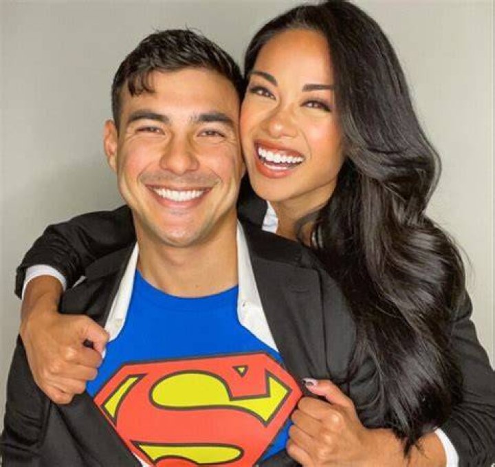 Dr Tyler Bigenho Wife And Inspiring Married Life Wikipedia