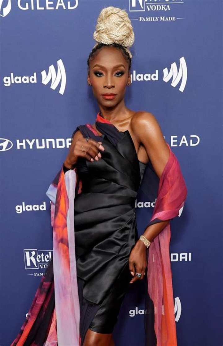 E! News How Angelica Ross Became Ryan Murphy's Muse for a 'Pose' Character