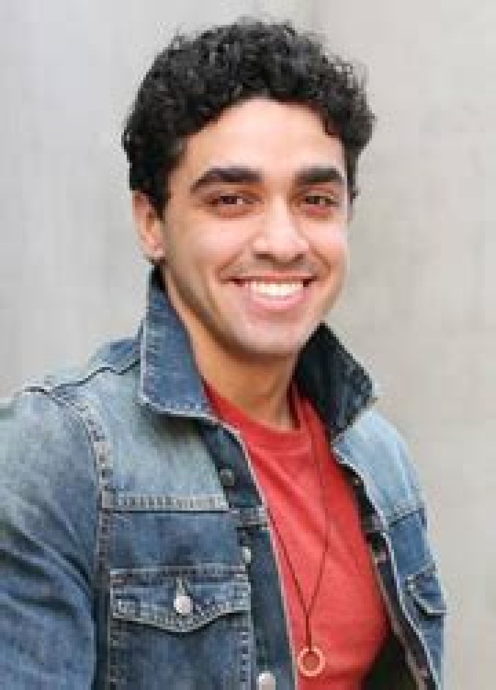 E.J. BONILLA Biographie et filmographie