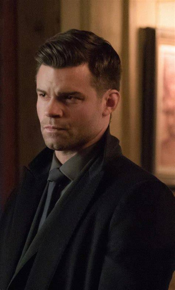 Elijah Mikaelson Wallpapers Wallpaper Cave