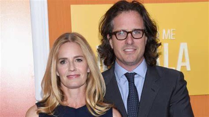 Elisabeth Shue 2024 Husband, net worth, tattoos, smoking & body