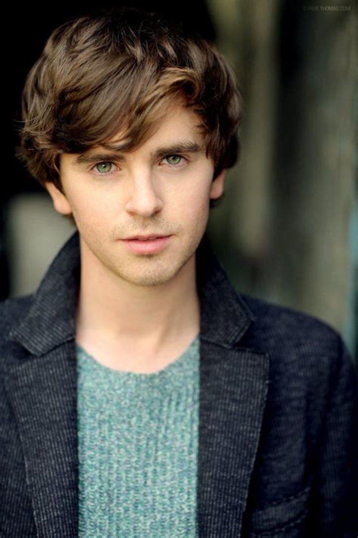 Freddie Highmore Picture 14 World Premiere of 'Scream 4' Arrivals