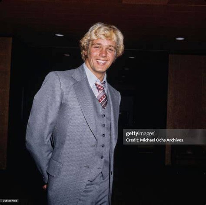 From the Archives Singer John Denver Killed in Plane Crash LA Times