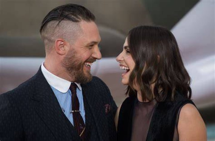 Get Charlotte Riley Tom Hardy Background Bassa Gallery