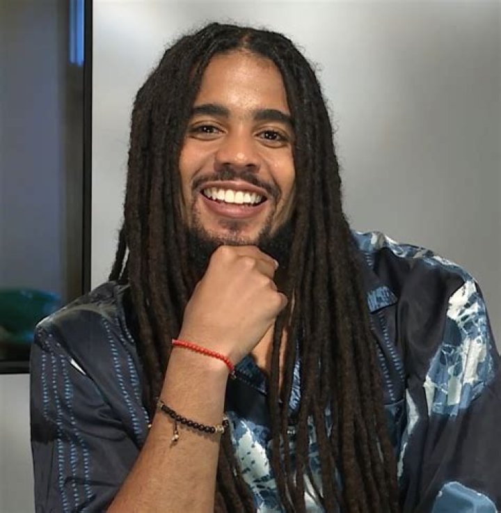 H.E.R. Fuels Skip Marley Dating Rumors, Lives Her Best Life Jamaica On