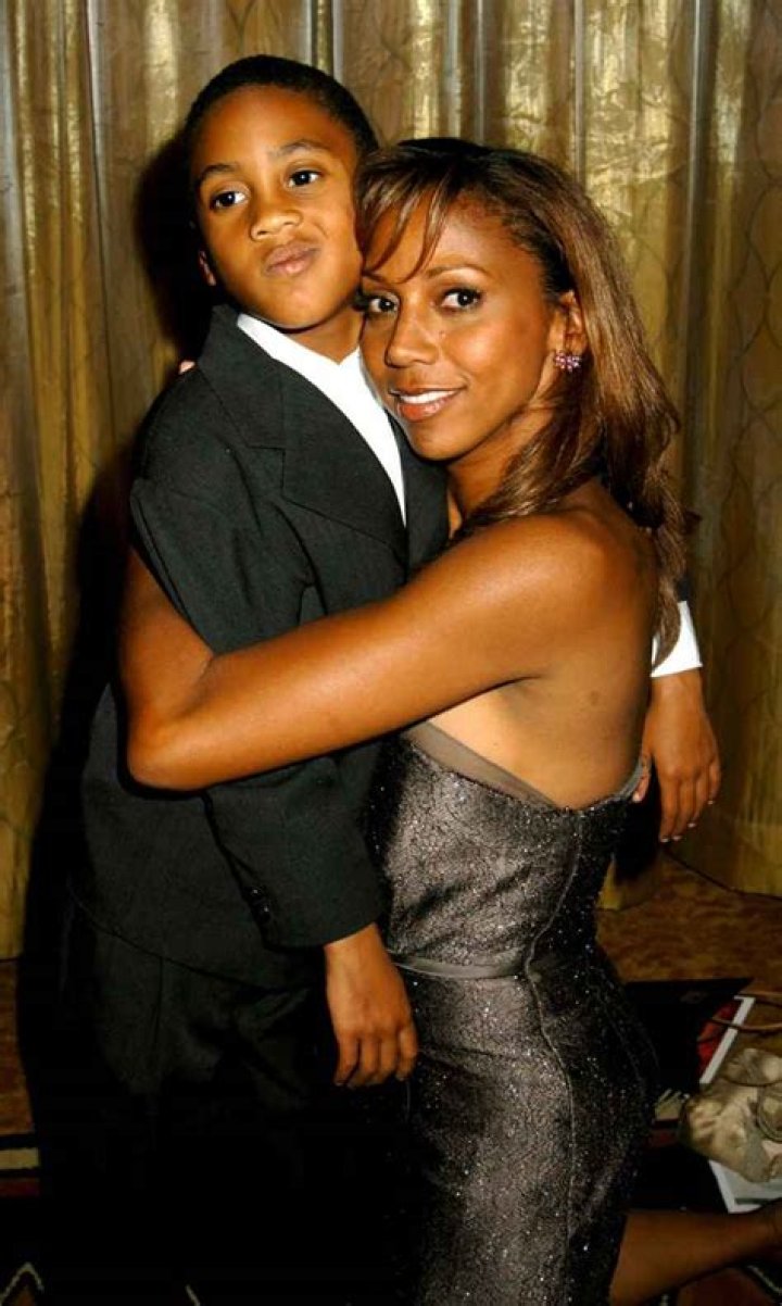 Holly Robinson Peete Says Son's Autism Almost Ended Rodney Marriage