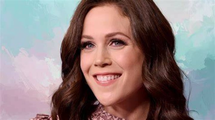 How Did Erin Krakow Weight Gain? Before And After Photos Celeb Jam