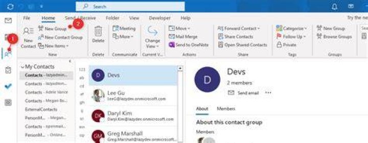 How do you send a group email in Outlook 365?