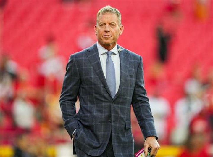 How old is Troy Aikman&rsquo;s new wife? Celebrity.fm 1 Official Stars