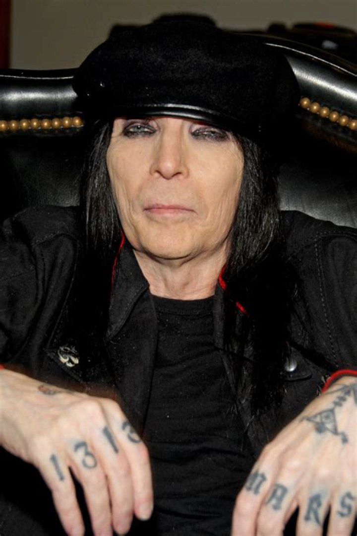How Old Was Mick Mars When M&ouml;tley Cr&uuml;e Started? POPSUGAR Celebrity