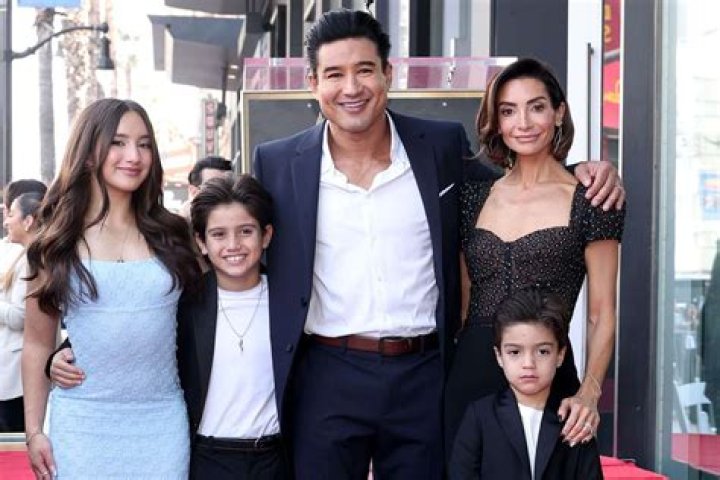 how tall is mario lopez airplanedingdongsoundmp3download