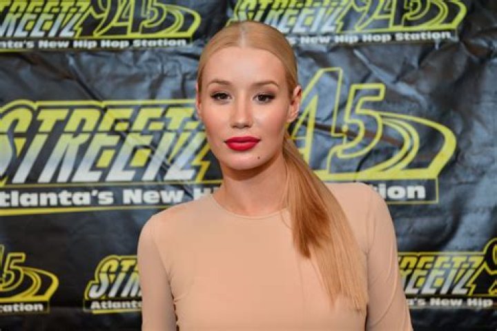 Iggy Azalea continues to fuel rumours she is engaged to US rapper