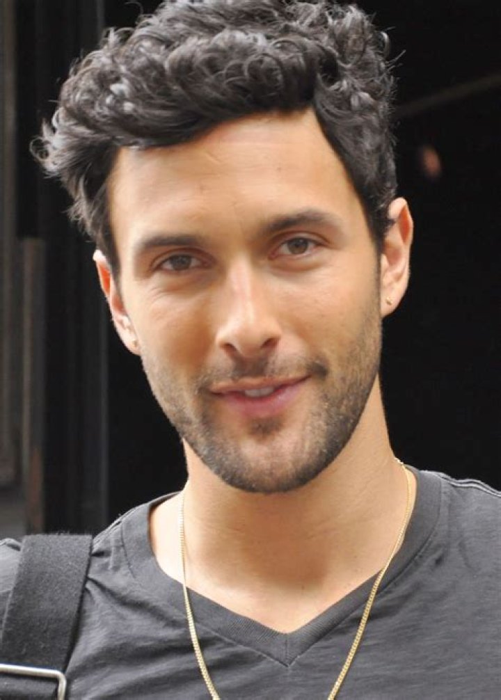 Image of Noah Mills