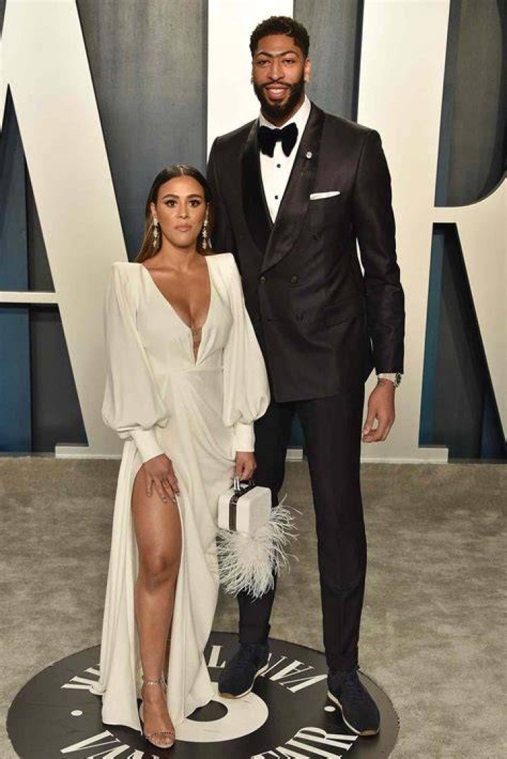 Is Anthony Davis&rsquo; Girlfriend Marlen P. In the Lakers Bubble?