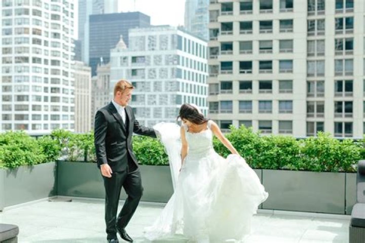 Is Seth Gold Married to a Wife? Is he Dating a Girlfriend?