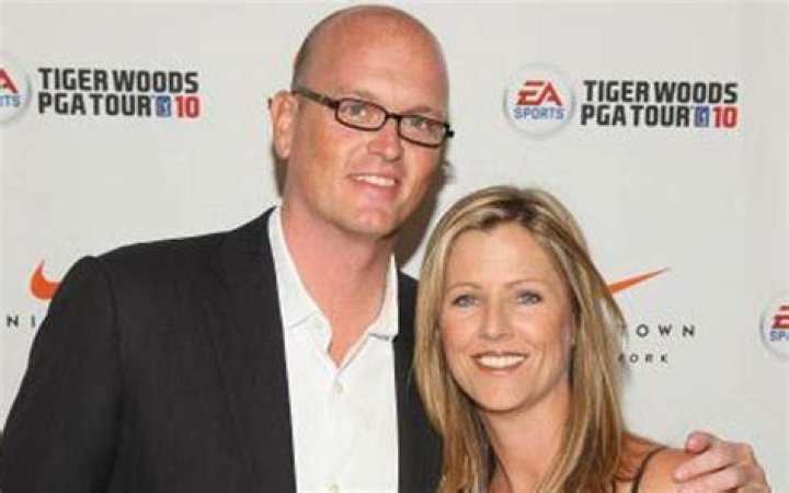 Is Stephanie, Scott Van Pelt's Wife, the Foundation of His Success