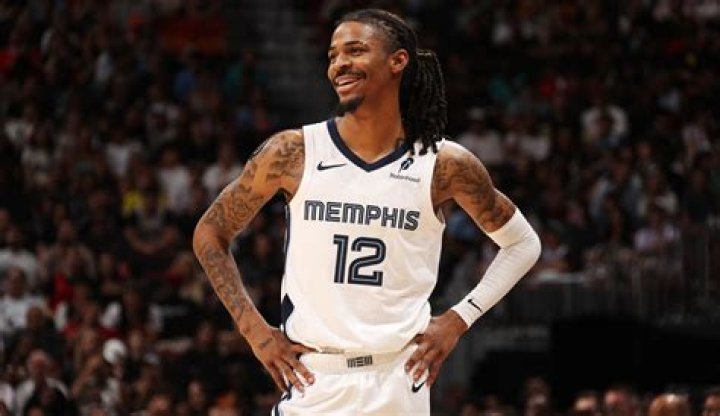 Ja Morant BeverlyMailin
