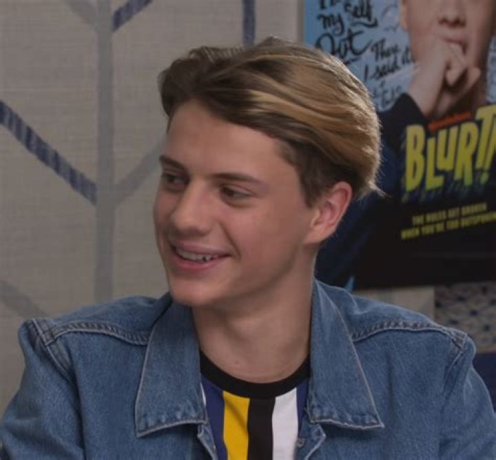 Jace Norman Isn't Going To Hide His Relationship with Isabela Moner