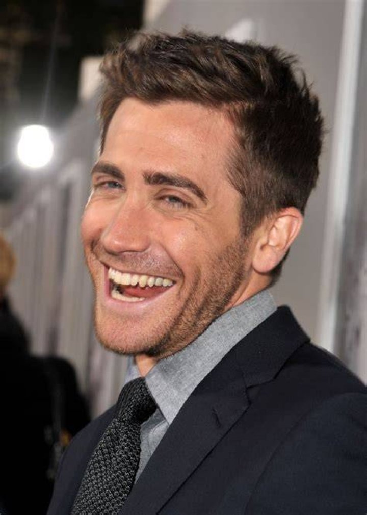 Jake Gyllenhaal Smiling Pictures POPSUGAR Celebrity Photo 27